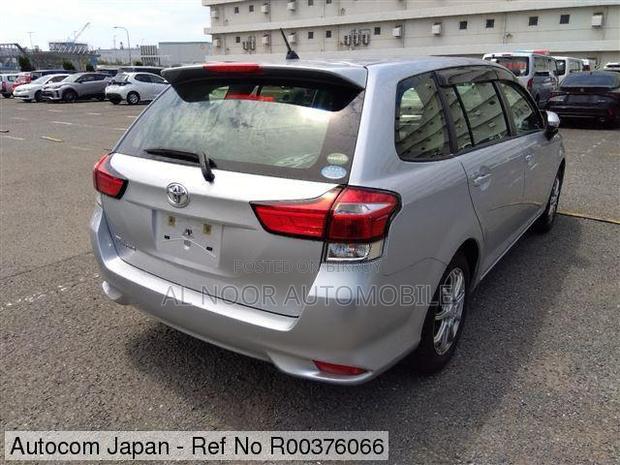 Toyota Corolla Fielder 1.5 Hybrid FWD 2021 Silver