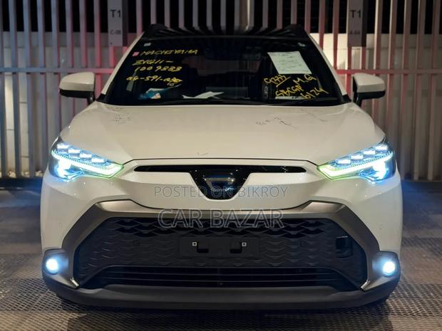 Toyota Corolla Cross 1.8 Hybrid FWD 2021 Pearl