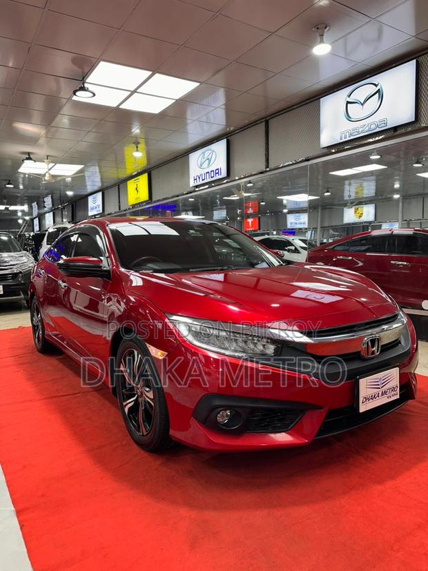 Honda Civic 2018 Red