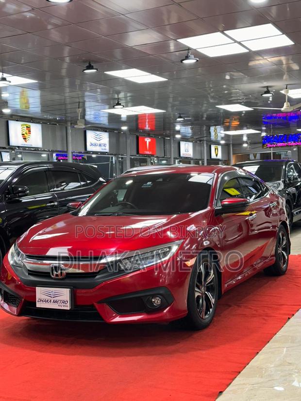 Honda Civic 2018 Red