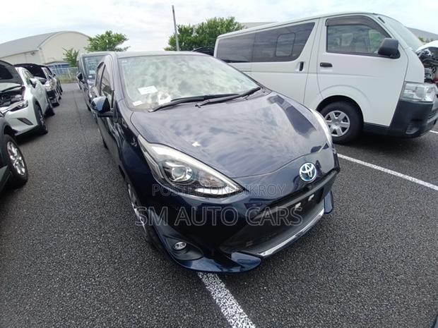 Toyota Aqua 2021 Blue