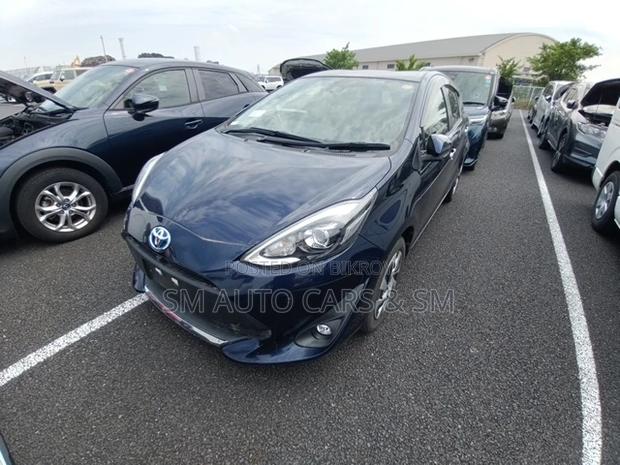 Toyota Aqua 2021 Blue