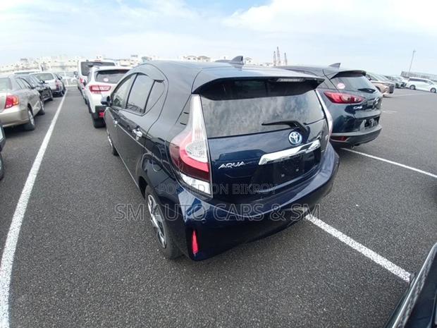 Toyota Aqua 2021 Blue