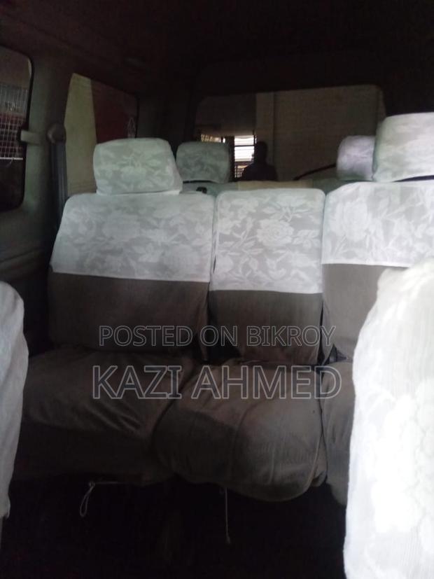 Toyota Noah 2.0 AWD (8 Seater) 2001 Pearl