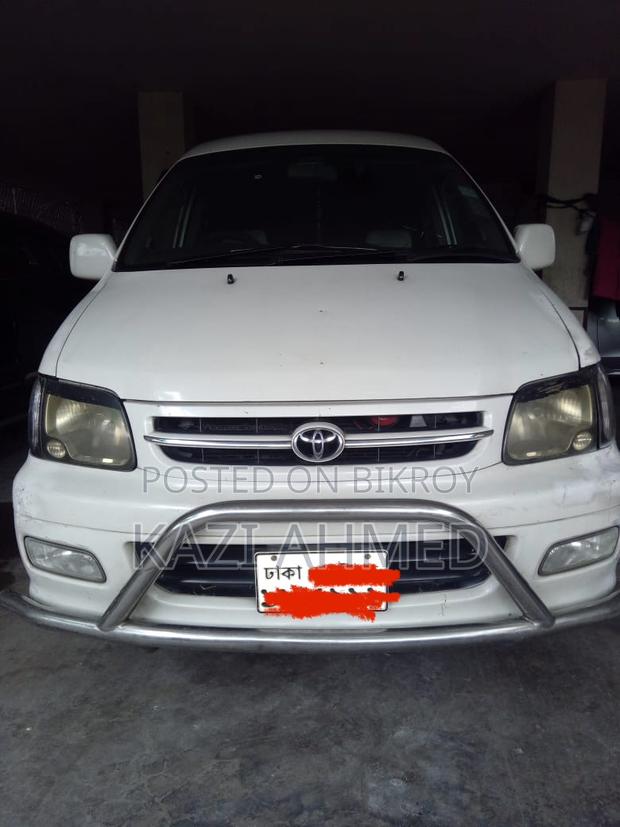 Toyota Noah 2.0 AWD (8 Seater) 2001 Pearl