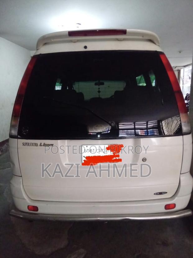 Toyota Noah 2.0 AWD (8 Seater) 2001 Pearl