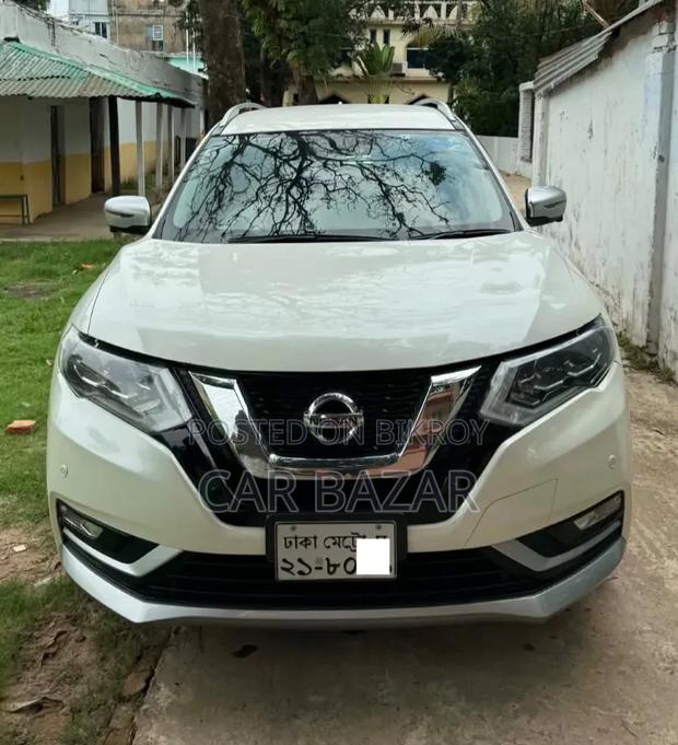 Nissan X-Trail 2.0 Hybrid FWD 2017 Pearl