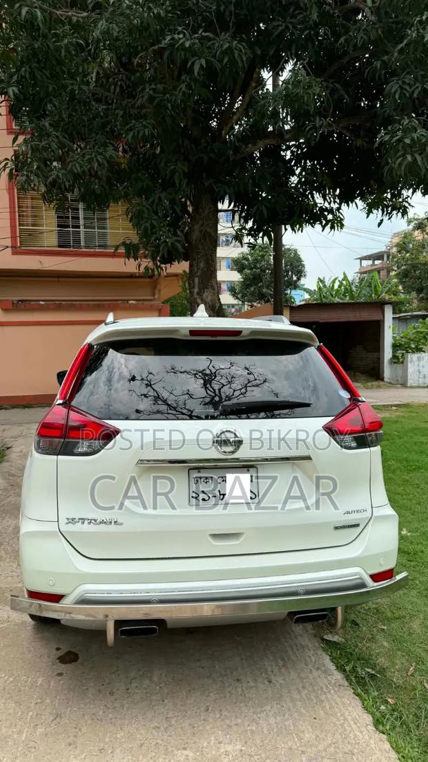 Nissan X-Trail 2.0 Hybrid FWD 2017 Pearl