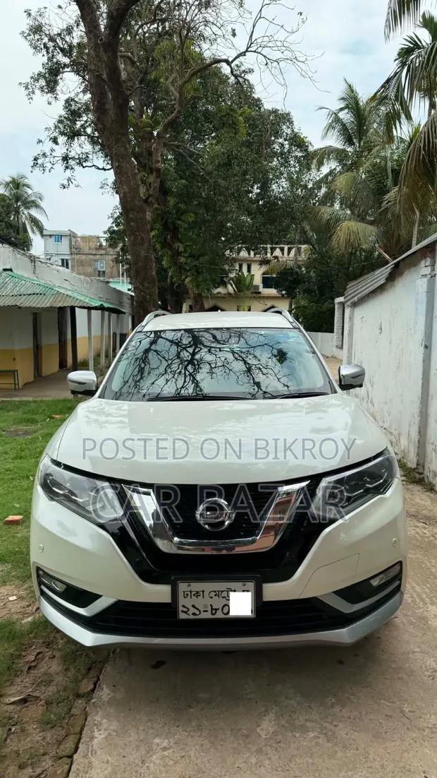 Nissan X-Trail 2.0 Hybrid FWD 2017 Pearl