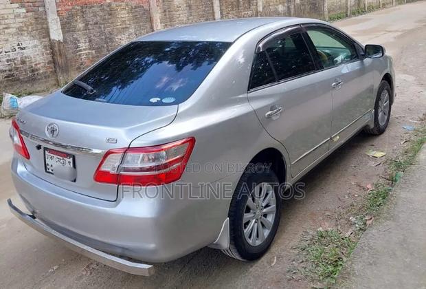 Toyota Premio 2010 Silver