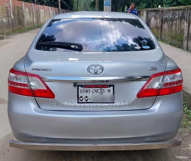 Toyota Premio 2010 Silver