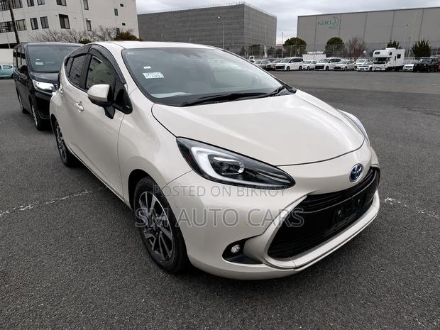 Toyota Aqua 2021 Brown