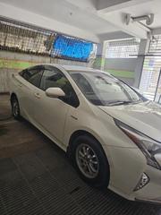 Toyota Prius 2017 Pearl for sale