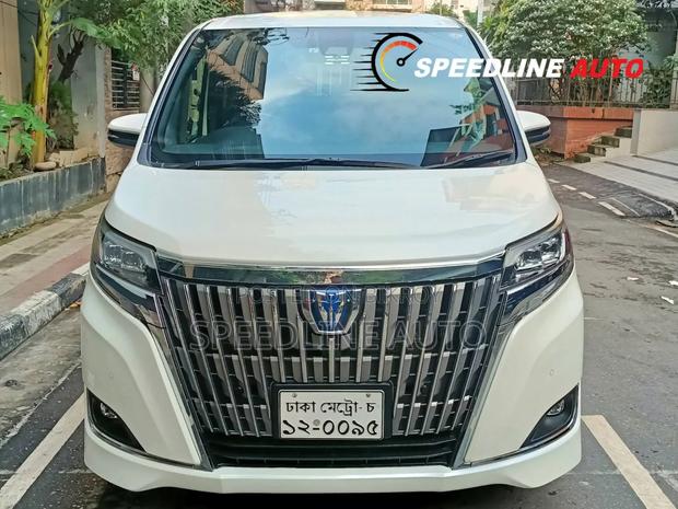 Toyota Esquire 1.8 FWD Hybrid (7 Seater) 2019 Pearl