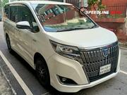 Toyota Esquire 1.8 FWD Hybrid (7 Seater) 2019 Pearl for sale