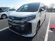 Toyota Noah 2023 Pearl for sale