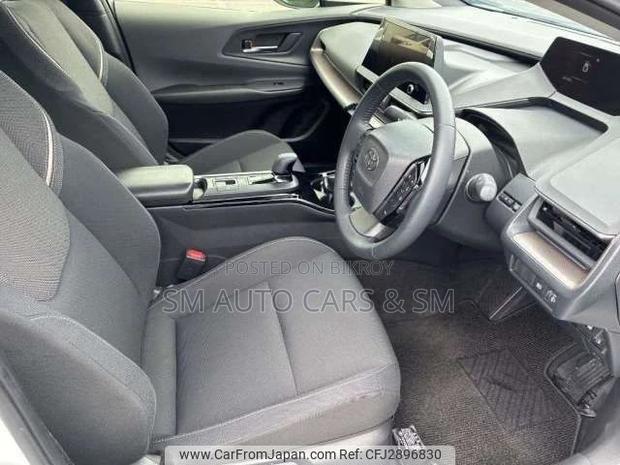 Toyota Prius 2023 Pearl