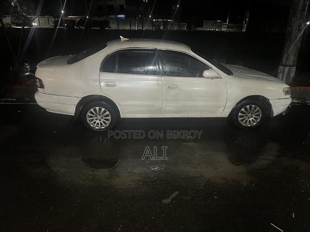 Toyota Premio 2001 White