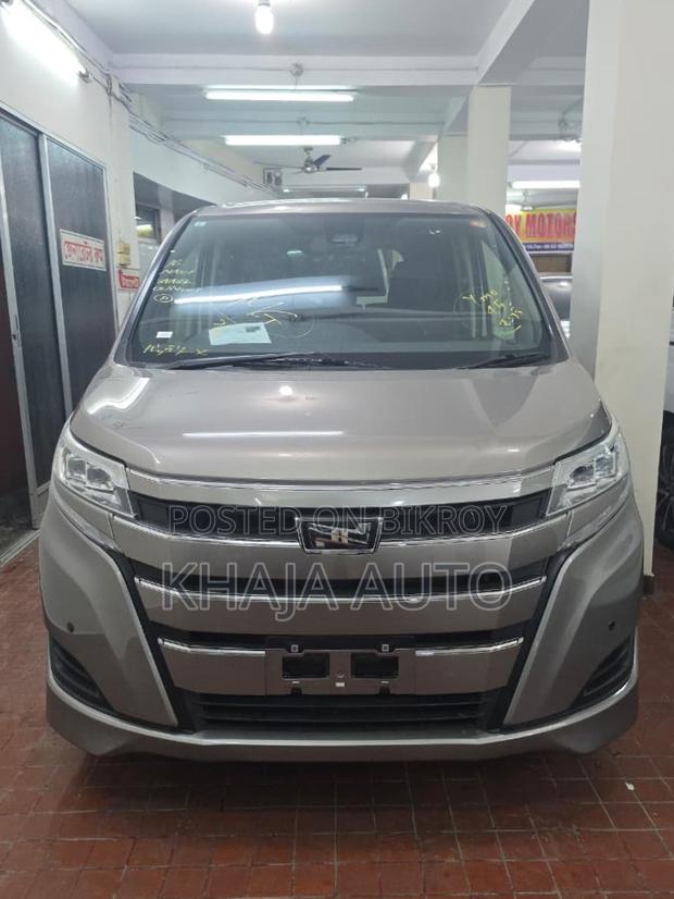 Toyota Noah 2021 Brown