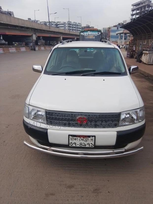 Toyota Probox 2009 White