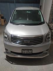 Toyota Noah 2011 Silver for sale