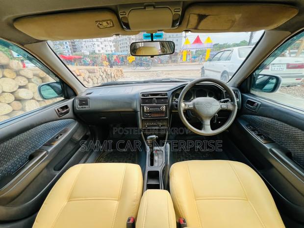 Toyota Carina 1.5 FWD Sedan 1996 Silver