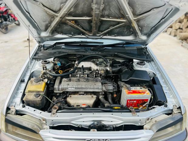 Toyota Carina 1.5 FWD Sedan 1996 Silver
