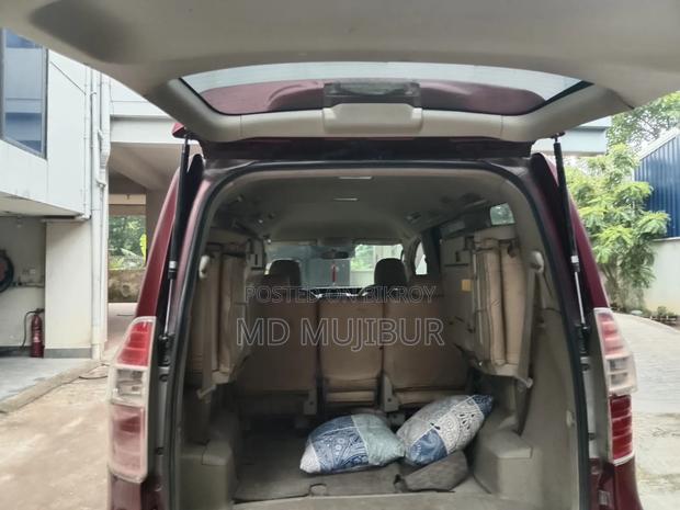 Toyota Noah 2007 Maroon