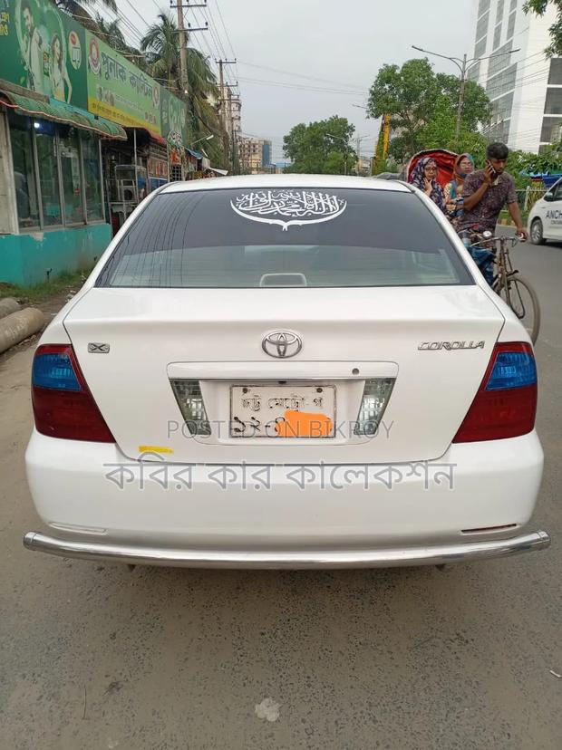 Toyota Corolla 2004 White