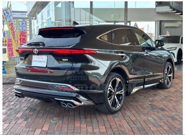 Toyota Harrier 2.5 Hybrid 2021 Black