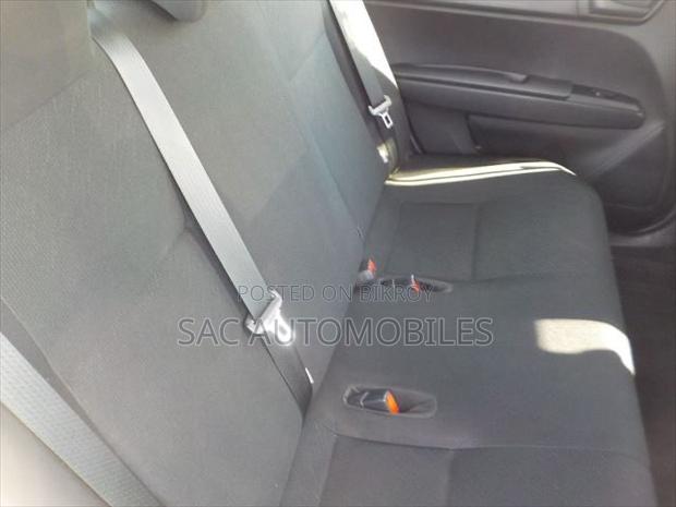 Toyota Axio 1.5 G 2WD 2015 Silver