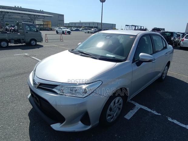 Toyota Axio 2021 Silver
