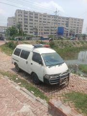 Car 2014 White for sale