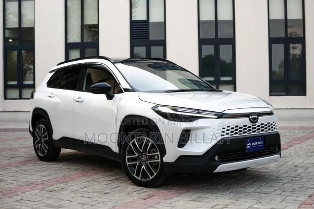New Toyota Corolla Cross 2026 Pearl