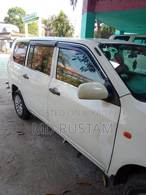 Toyota Probox 2004 White