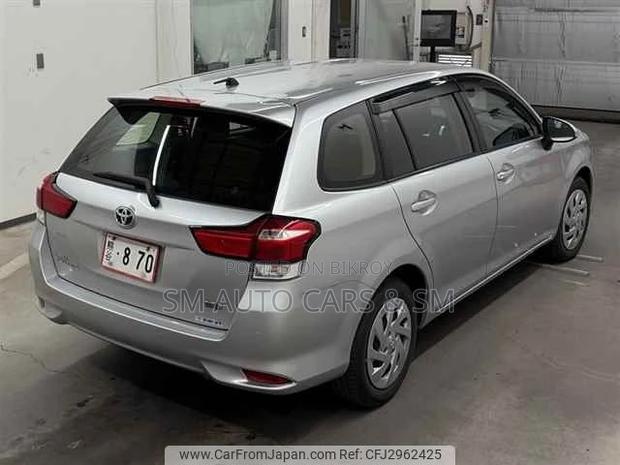 Toyota Corolla Fielder 1.5 Hybrid FWD 2021 Silver