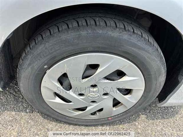 Toyota Corolla Fielder 1.5 Hybrid FWD 2021 Silver