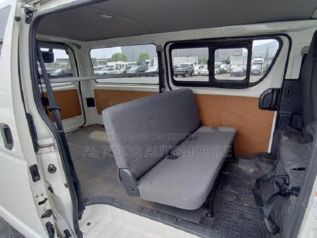 Toyota HiAce 2021 White