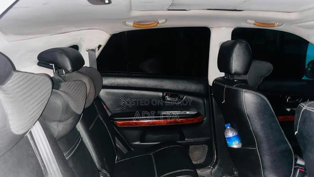 Toyota Harrier 2002 Black