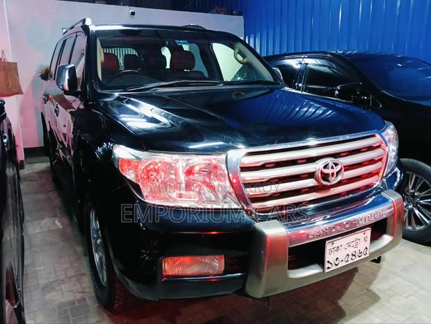Toyota Land Cruiser 2011 Black