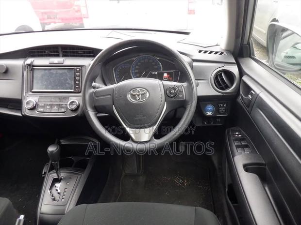 Toyota Axio 2021 Silver