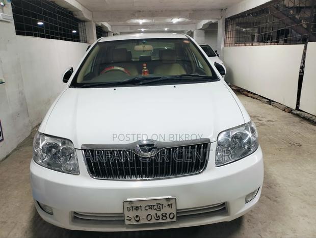 Toyota Corolla 2005 White