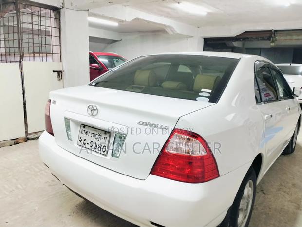 Toyota Corolla 2005 White