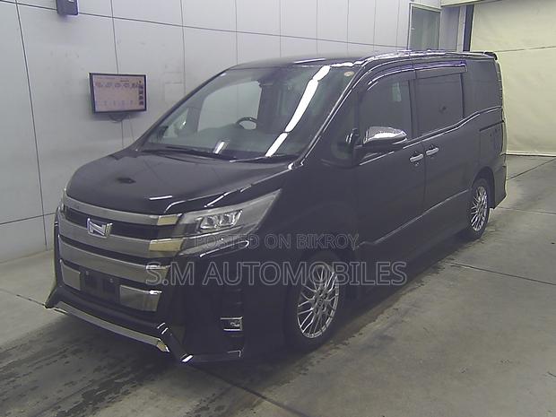 Toyota Noah 1.8 FWD Hybrid (7 Seater) 2021 Black