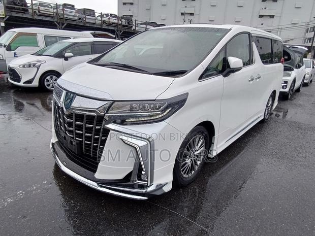 Toyota Alphard 2.5 Hybrid AWD 2021 Pearl