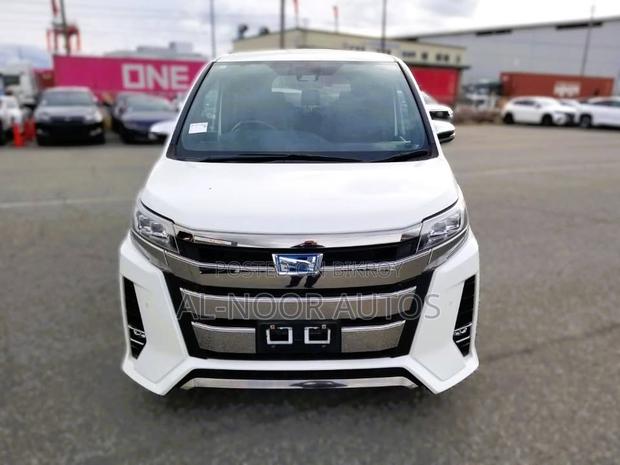Toyota Noah 2021 Pearl