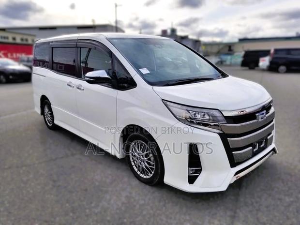 Toyota Noah 2021 Pearl