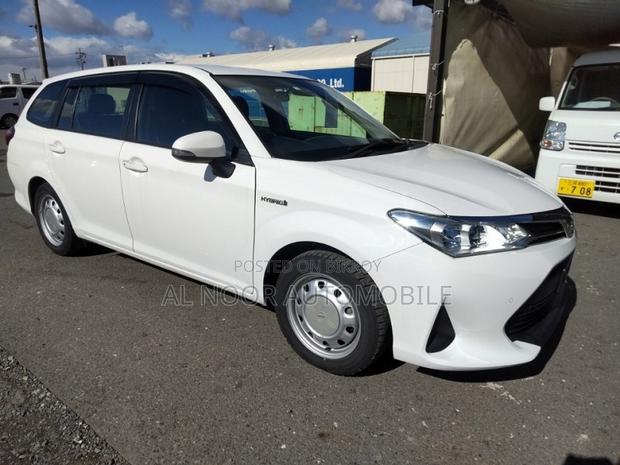 Toyota Corolla Fielder 2021 Pearl