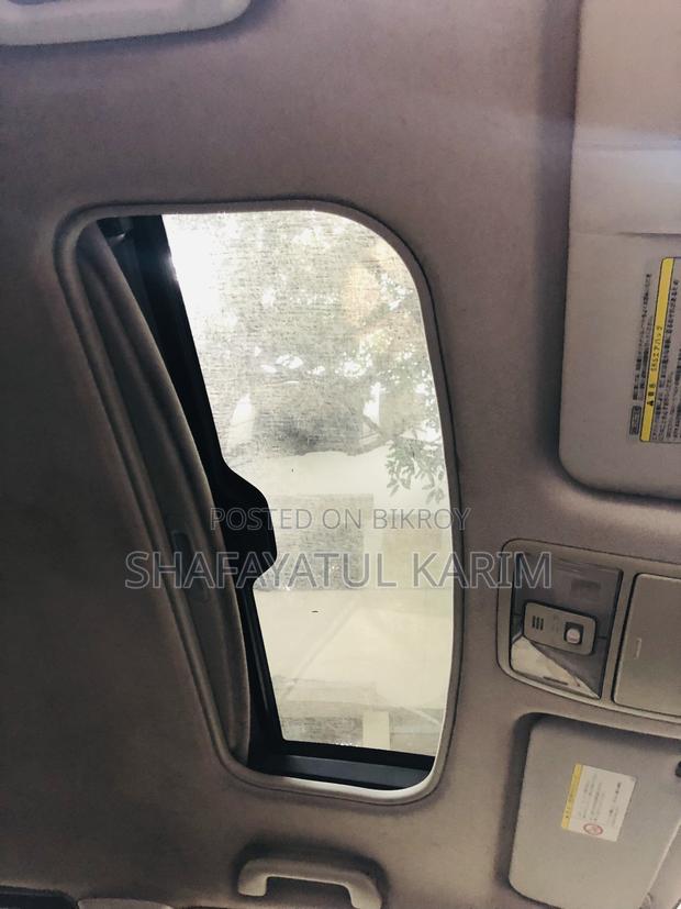 Toyota Noah 2.0 158hp FWD (7 Seater) 2012 Pearl
