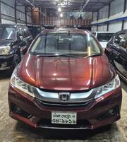 Honda Grace 2015 Red for sale